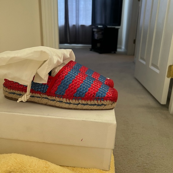 Authentic Balenciaga Espadrilles - Picture 11 of 11